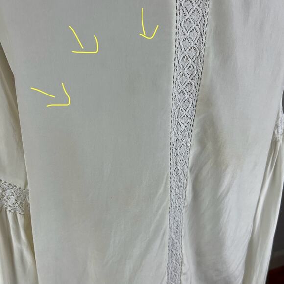 FRAME Denim Le Lace Trim Blouse in Off White - Picture 5 of 11